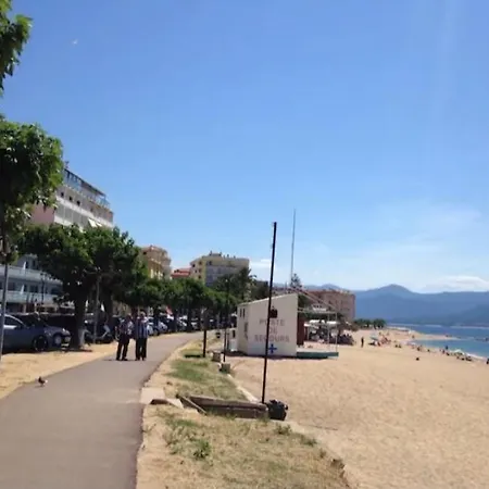 Ajaccio T2 Neuf 40m2 Avec Balcon Au Trottel Wifi Clim Parking à Pieds 100m Appartamento *