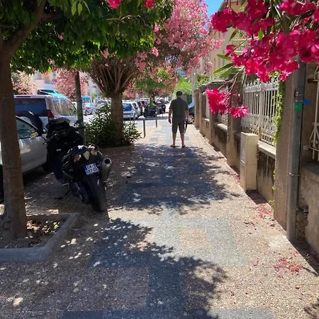 Ajaccio T2 Neuf 40m2 Avec Balcon Au Trottel Wifi Clim Parking à Pieds 100m *