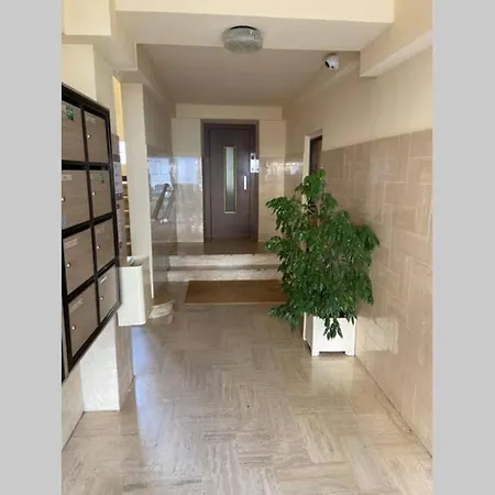 Trottel Balcony Apartment: Retreat With Wi-fi And Parking Apartment Ajaccio (Corsica)