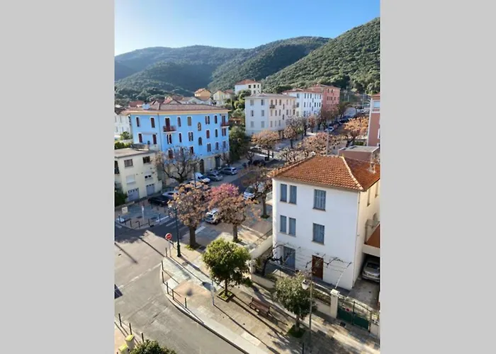 Magnifique T2 Neuf 40m2 Avec Balcon Au Trottel 4 Couchages Wifi Clim Parking à Pieds 100m Appartamento Ajaccio (Corsica)